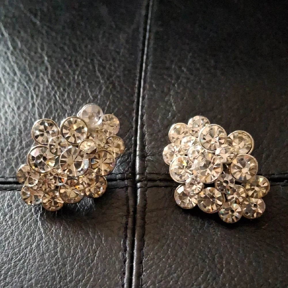 Elegant Silver Crystal Cluster Earrings